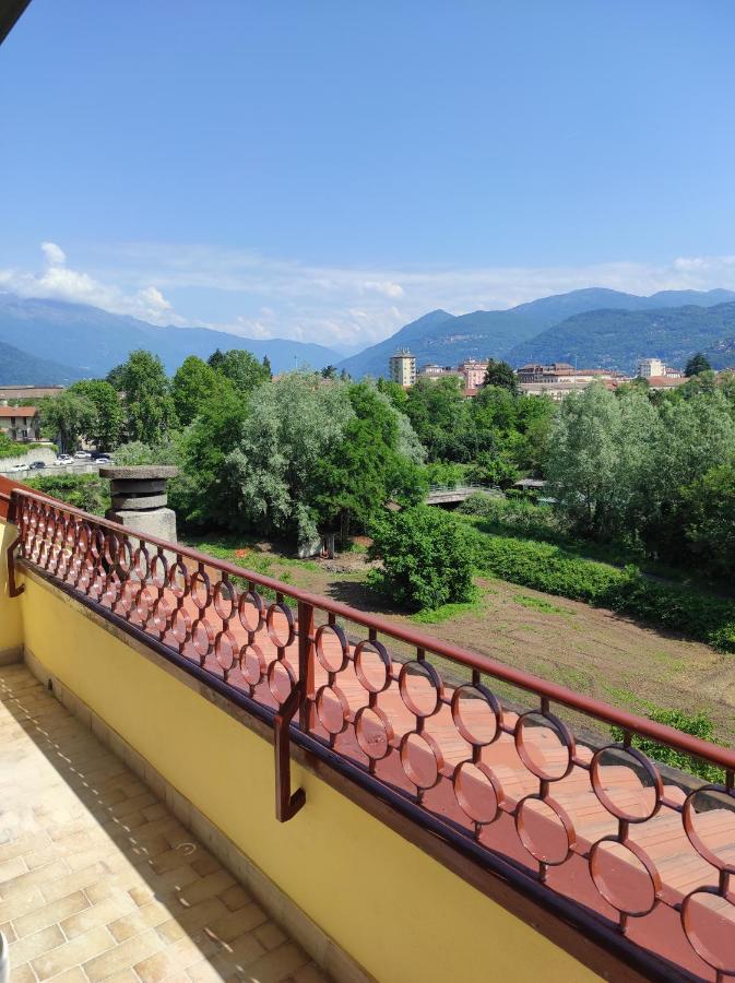 Residenza Tiziana Apartment Luino Bagian luar foto