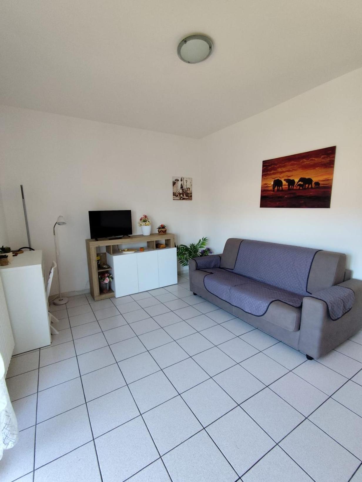 Residenza Tiziana Apartment Luino Bagian luar foto